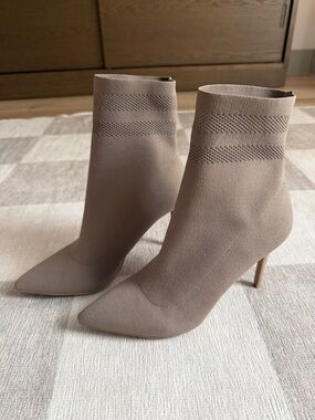 Steve Madden Taupe Stretch-Knit Pointed Toe Ankle Boots